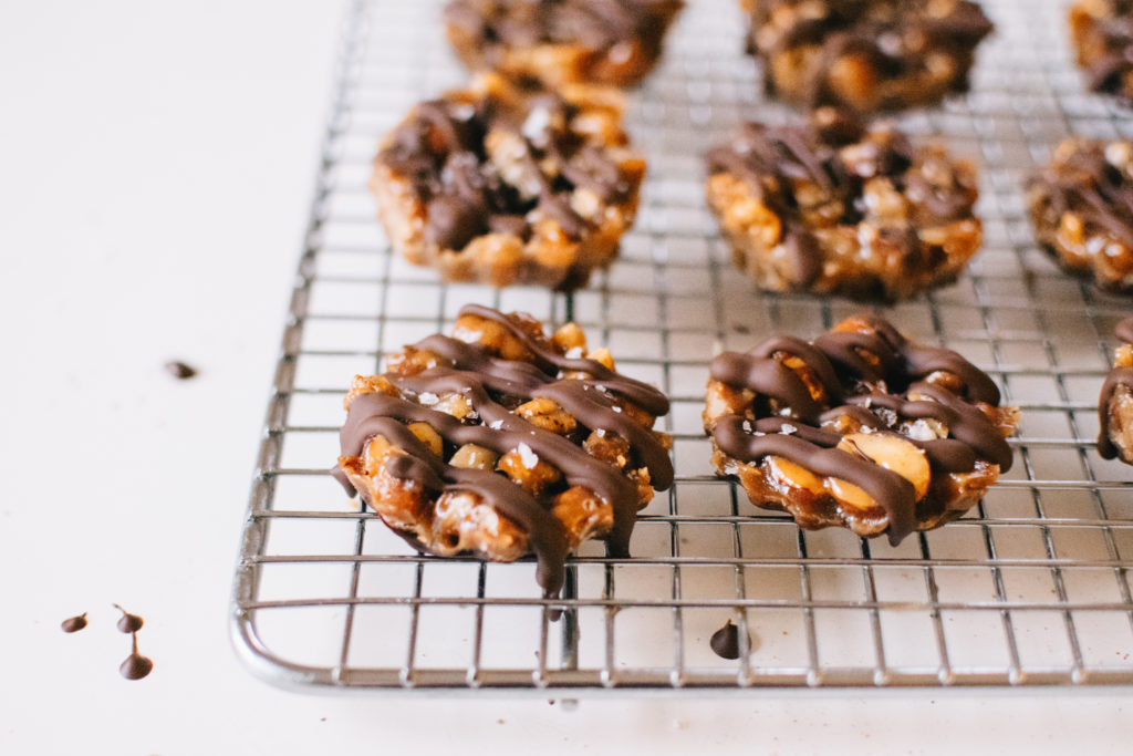 SPICED CARAMEL CHOCOLATE NUT CLUSTERS!
