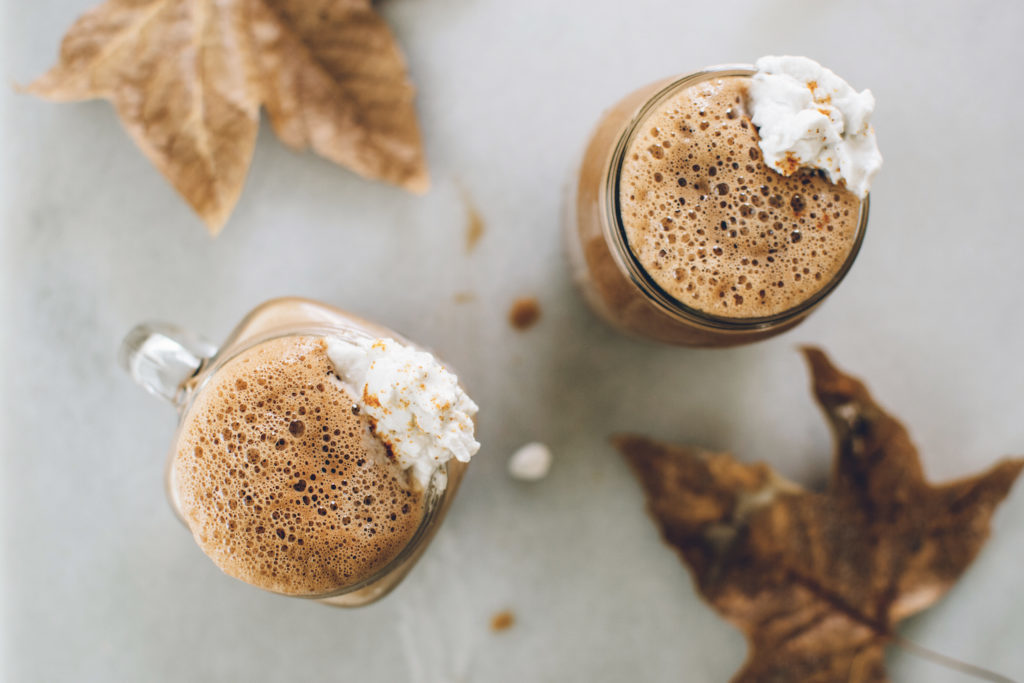MEXICAN HOT CHOCOLATE (RAW & VEGAN) + FALL COZY FAIR TRADE GIVEAWAY!