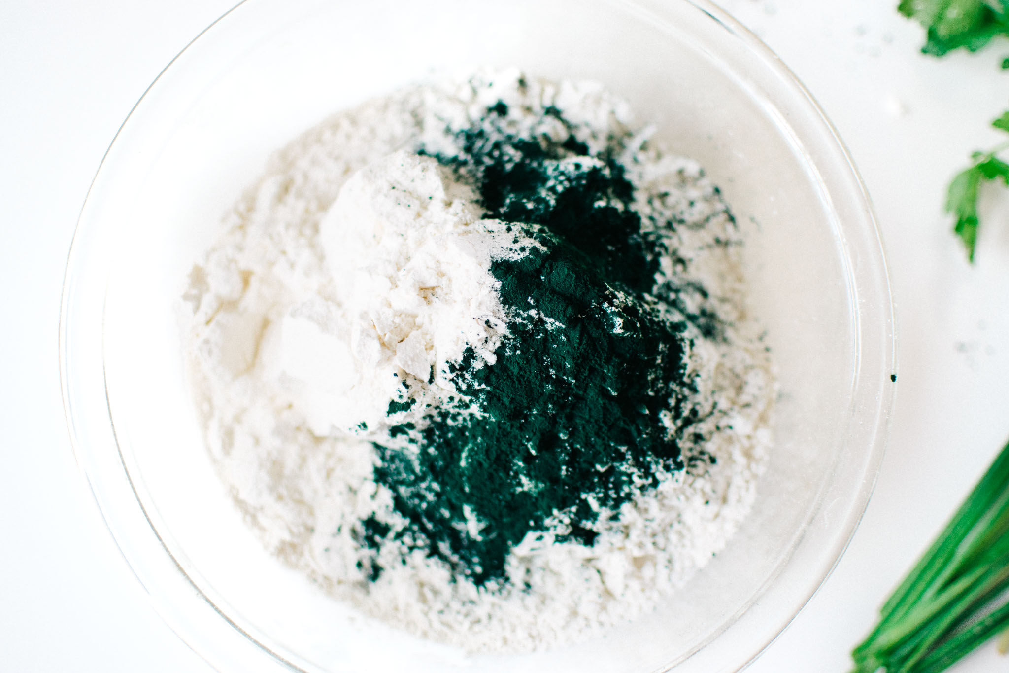 spirulina flour